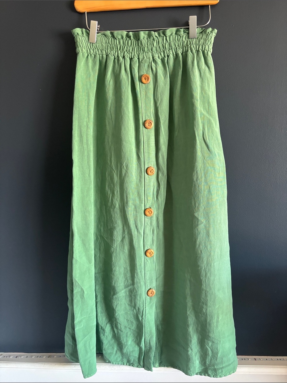 Zara Light Green Button-Front Maxi Skirt